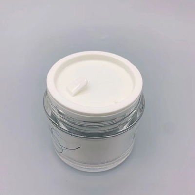De cilindrische Plastic Kruiken van Vera Cream 10g pp van het Maskeraloë met Lepel